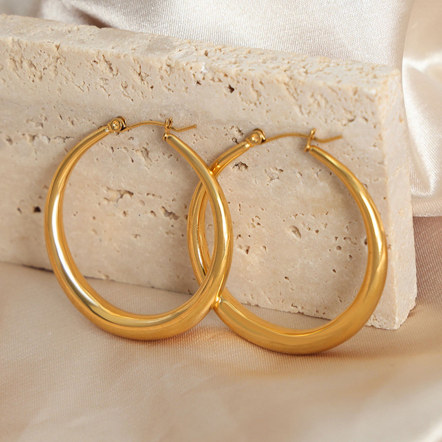 18K Gold Hoop Earrings